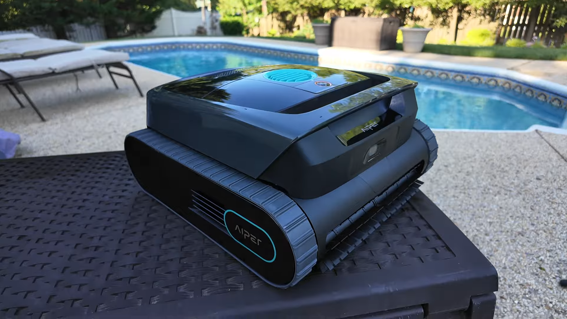 Aiper Scuba S3 vs Scuba S1 Robotic Pool Cleaner Review — photo 2