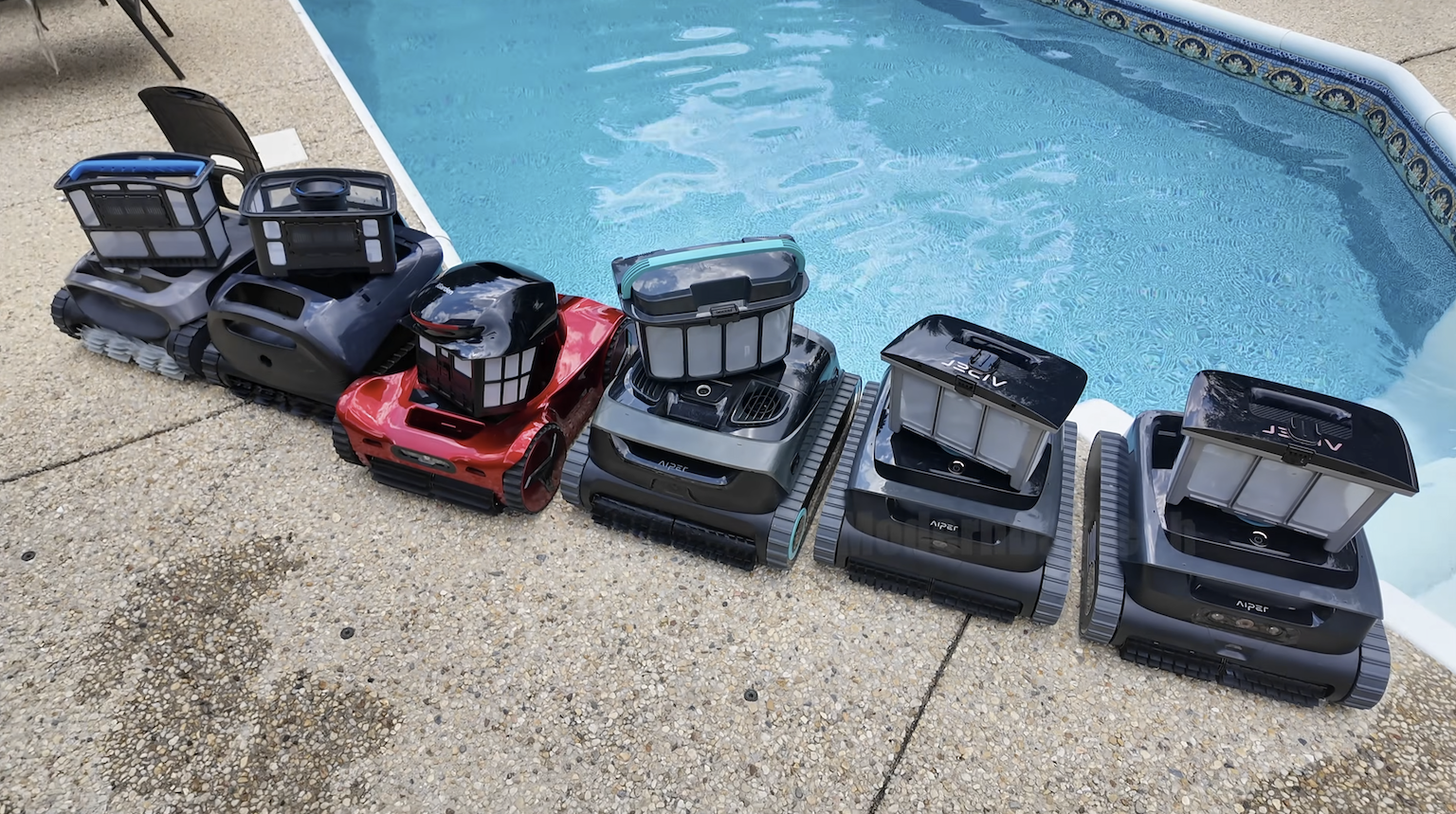 AIPER Scuba V3 AI Vision Cordless Robotic Pool Cleaner: Tested — photo 2
