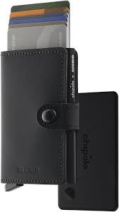 secrid trackable wallet — close-up detail