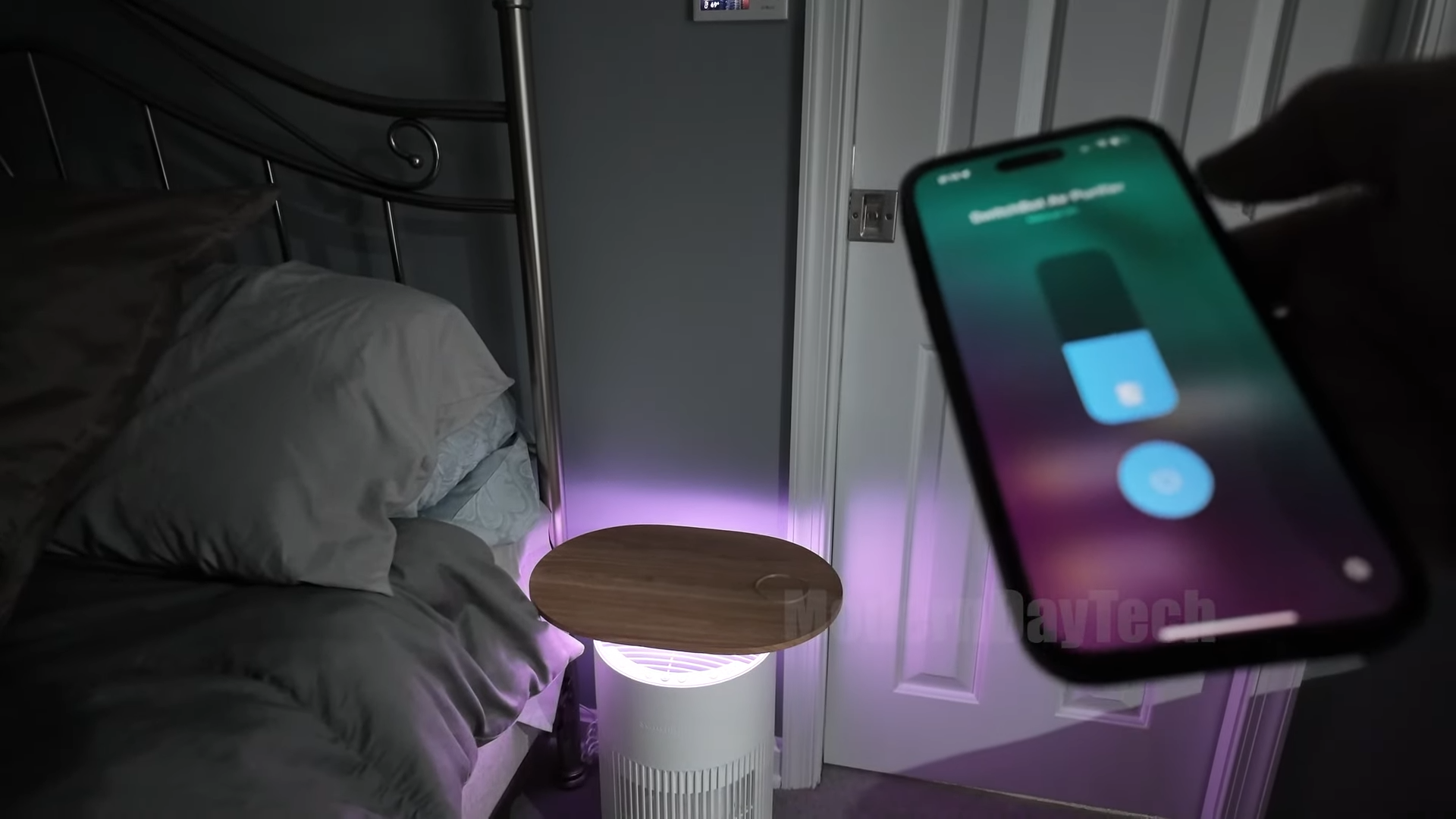 SwitchBot Air Purifier Review: The 4-in-1 Smart Home Table — photo 3