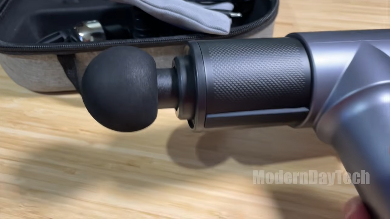 Turonic Professional Handheld Massage Gun Review — photo 2