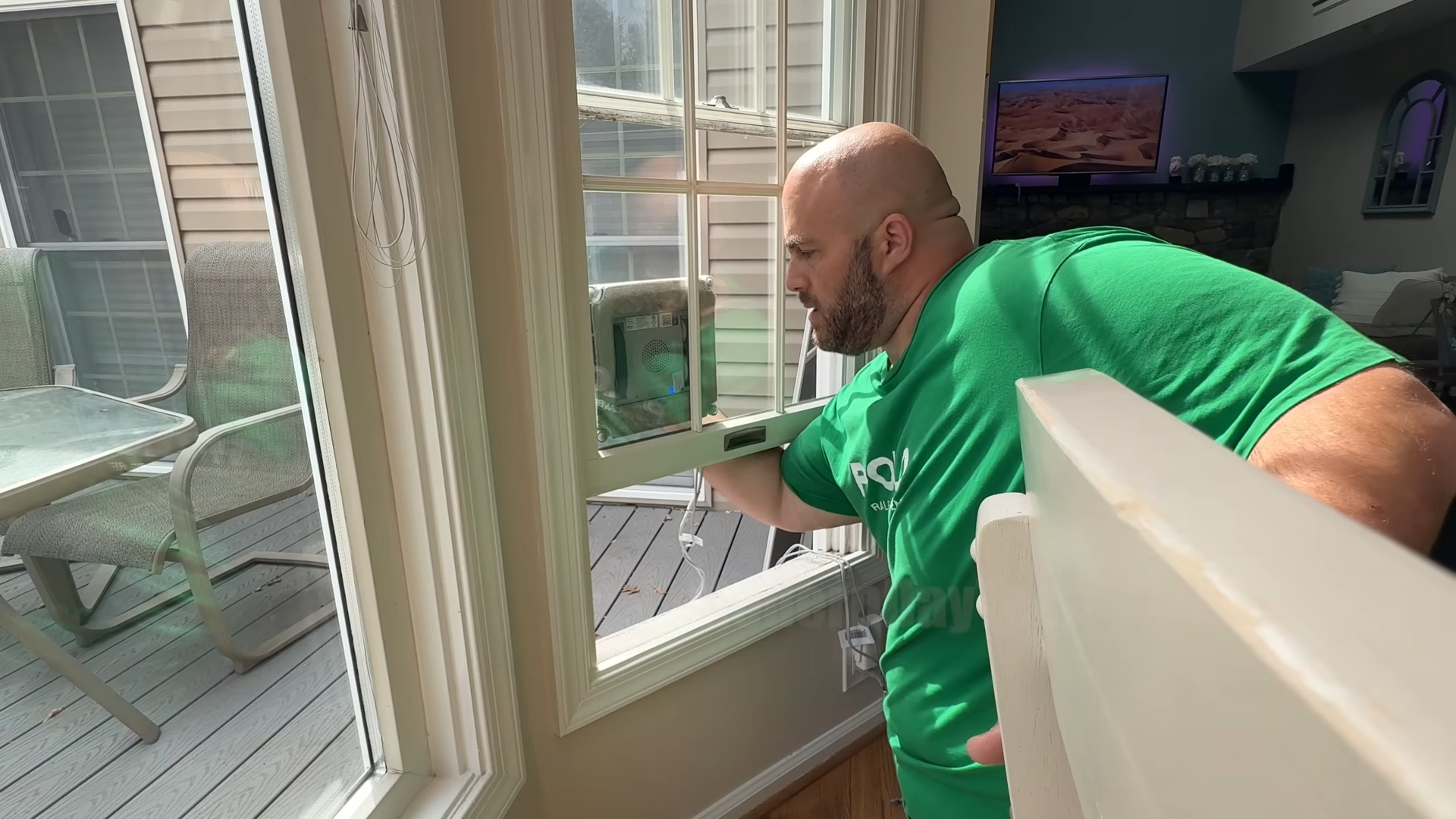 ECOVACS WINBOT Mini Window Cleaning Robot: Worth It? — photo 2