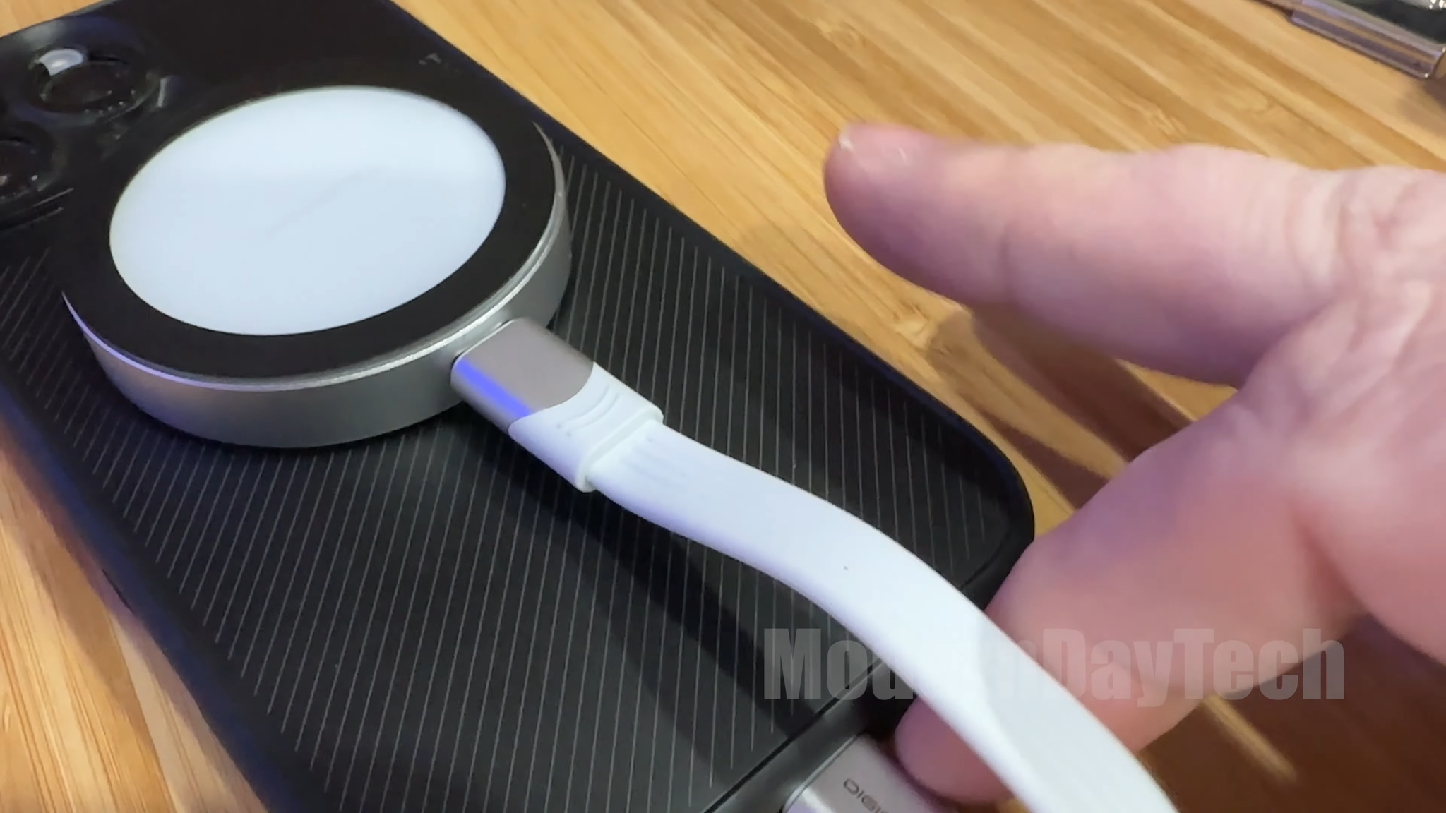 DIGIERA 2TB Magnetic Portable SSD Review — photo 1