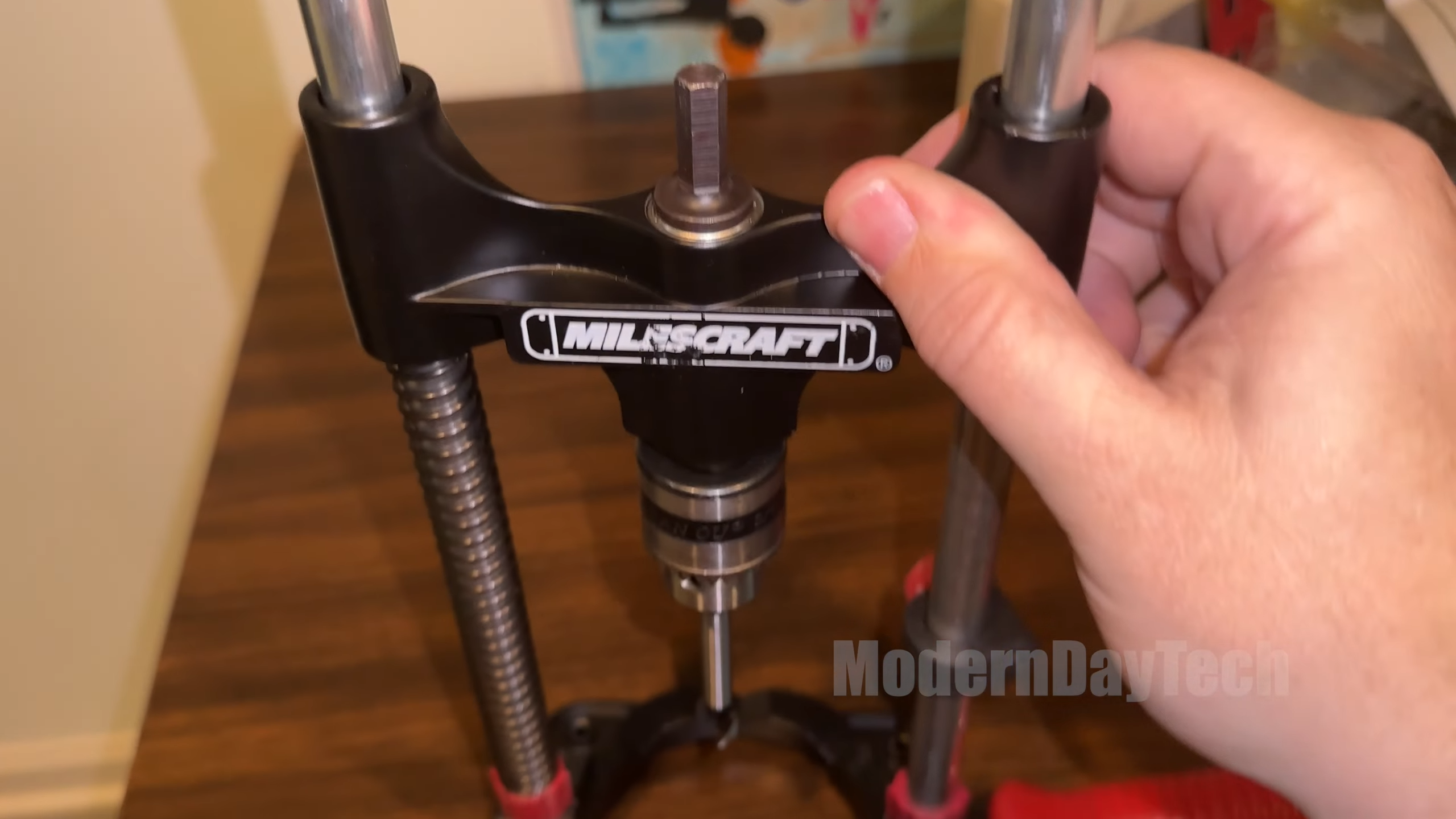 Milescraft DrillMate Portable Drill Guide Adjustable Precision Drilling Jig Review — photo 2