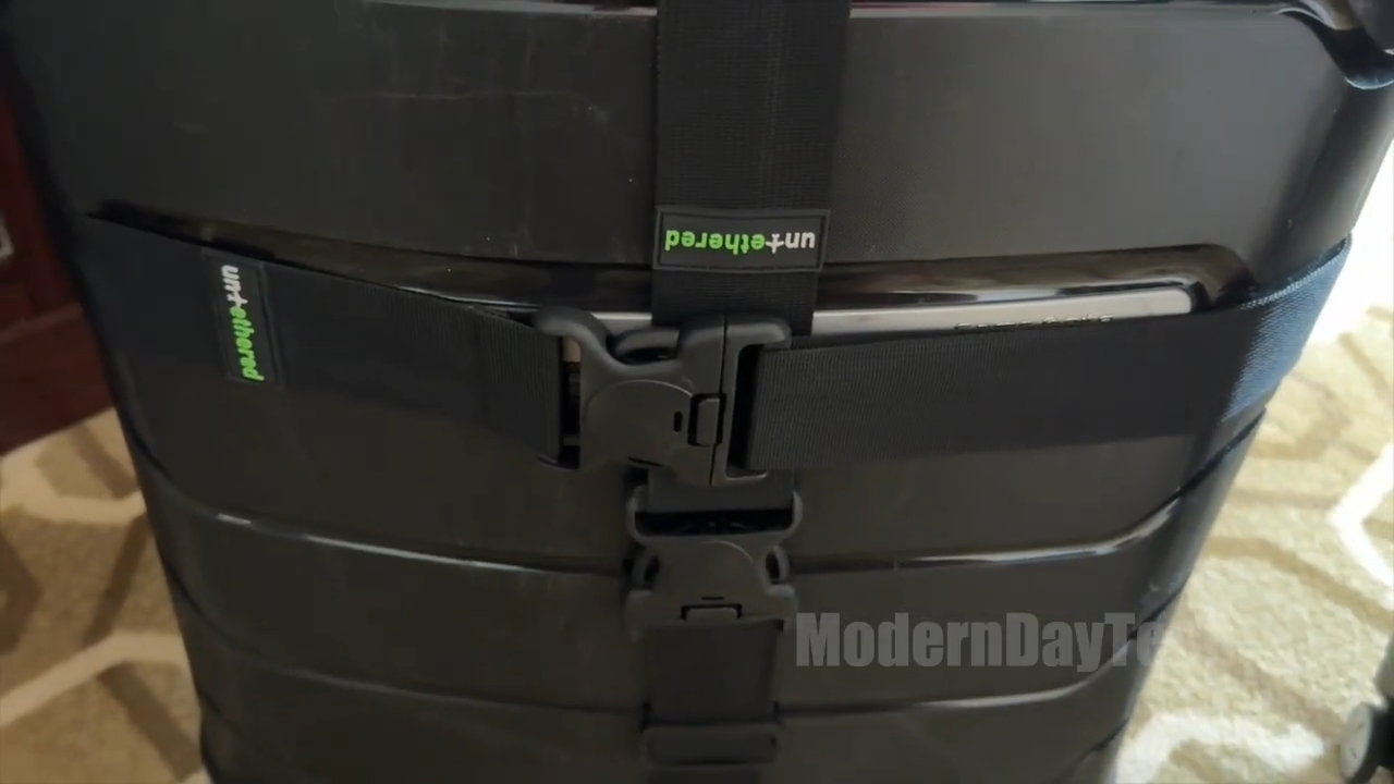 Untethered Luggage Straps: Do They Actually Work? — photo 1